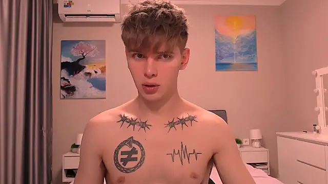 Fredd Xanders online show from December 2025 04:57:01 PM