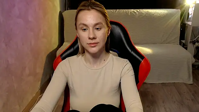 MiaBun1 online show from April 2026 06:19:01 AM