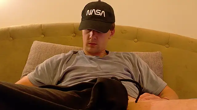 Brellisimo online show from February 2026 10:32:02 PM