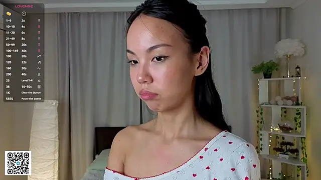 FreedaKulow online show from February 2026 06:25:02 PM