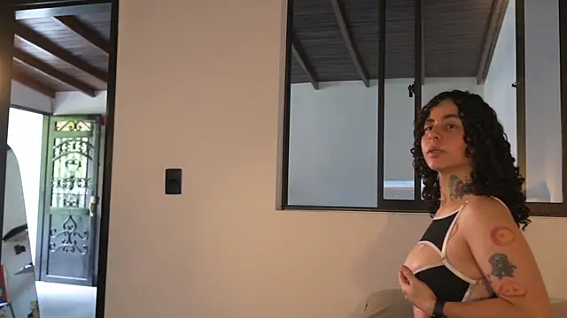 Snapshot of Estefania_Velez chatting on July 2026 08:22:02 PM Estefania Velez online show from July 2026 08:22:02 PM