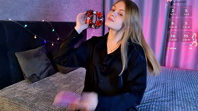  Kate cute online show from December 2025 05:19:02 PM