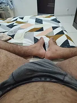 johny044 online show from May 2026 08:14:01 PM