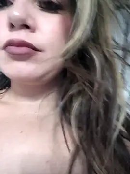 Charlott smi online show from April 2026 06:05:01 PM