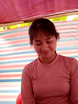 Him MountainGirl online show from February 2026 01:43:02 AM