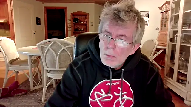 Mortimer Orawan online show from March 2026 10:04:01 PM