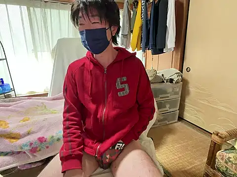 Snapshot of Hirokazu_12 chatting on March 2026 02:48:01 AM Hirokazu 12 online show from March 2026 02:48:01 AM