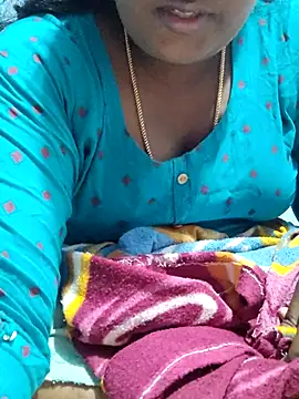 Snapshot of divyatamil143 chatting on December 2025 04:07:02 AM divyatamil143 online show from December 2025 04:07:02 AM