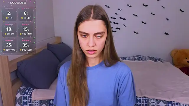 Snapshot of Charmgirla chatting on December 2025 11:59:01 AM Charmgirla online show from December 2025 11:59:01 AM