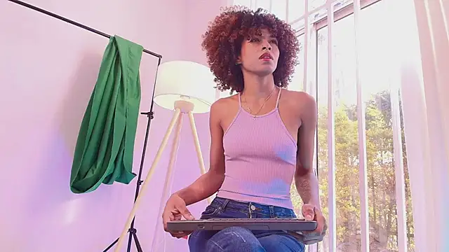 NaomiClay online show from March 2026 12:09:01 PM