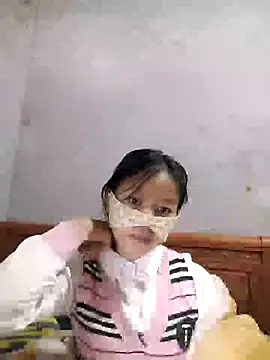 Snapshot of Ly-ly123 chatting on December 2025 08:57:02 PM Ly-ly123 online show from December 2025 08:57:02 PM