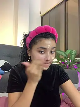 ladulcemary  online show from February 2026 02:23:01 PM