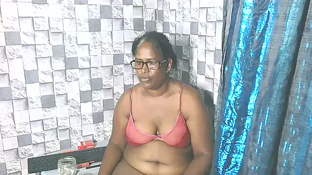 Exotic indian95 online show from March 2026 05:56:01 PM