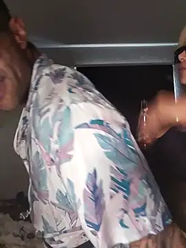 Snapshot of Chesarini chatting on December 2025 07:18:01 PM Chesarini online show from December 2025 07:18:01 PM