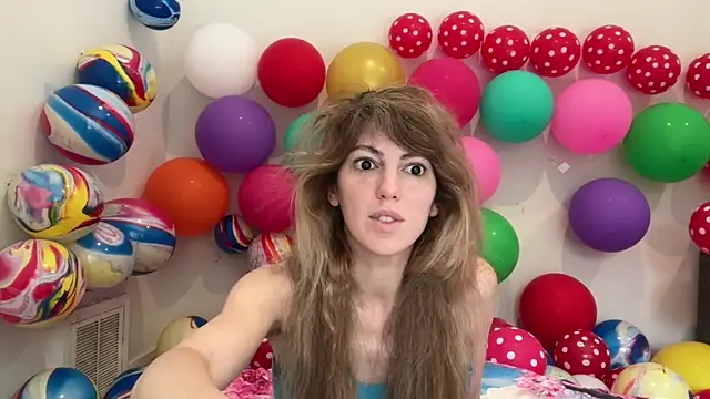 Snapshot of CelestialRuby chatting on February 2026 03:43:01 PM CelestialRuby online show from February 2026 03:43:01 PM