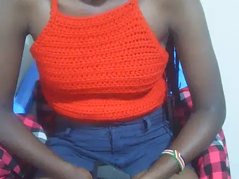 Snapshot of QueenMerri5 chatting on December 2025 01:11:02 AM QueenMerri5 online show from December 2025 01:11:02 AM