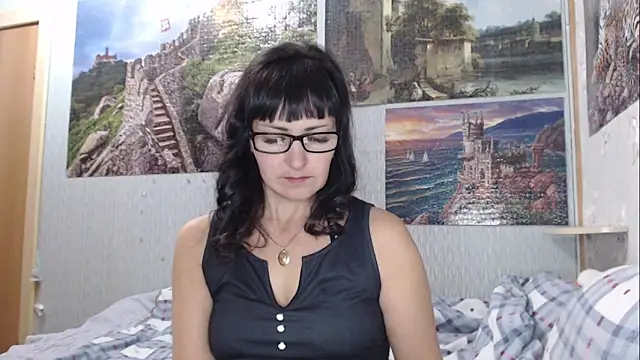 Snapshot of Eila_Morigan chatting on December 2025 11:36:02 AM Eila Morigan online show from December 2025 11:36:02 AM