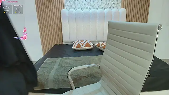 Zalma eva online show from April 2026 01:54:01 AM