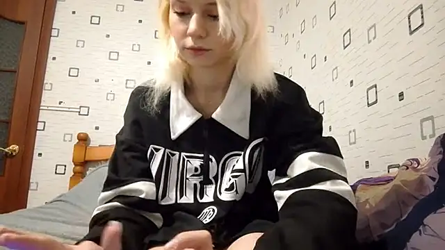 Sofalakers online show from December 2025 01:27:01 PM