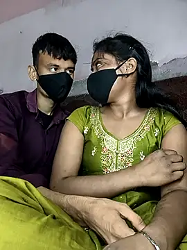 Snapshot of couplegk71 chatting on February 2026 11:52:01 AM couplegk71 online show from February 2026 11:52:01 AM