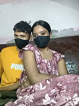 Snapshot of couplegk71 chatting on February 2026 04:57:01 PM couplegk71 online show from February 2026 04:57:01 PM