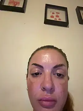 Carlafeet online show from June 2026 07:18:02 AM