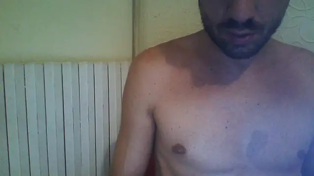 Snapshot of ludooo899 chatting on July 2026 10:40:02 PM ludooo899 online show from July 2026 10:40:02 PM