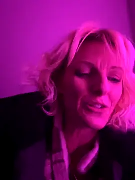 GiggleCatalyst online show from January 2026 01:30:01 AM