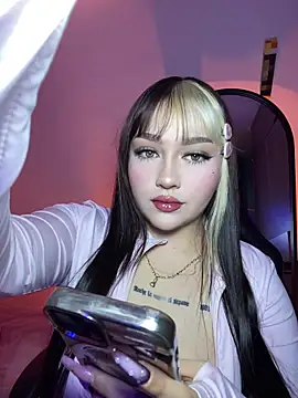 Daniela ruizz online show from June 2026 04:04:02 AM