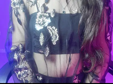 Snapshot of Isha_Lush chatting on December 2025 05:31:02 PM Isha Lush online show from December 2025 05:31:02 PM