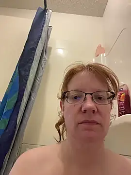 Lenaravenswood online show from February 2026 07:56:01 PM