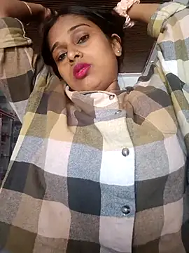 nehakapoor89 online show from February 2026 06:51:01 AM