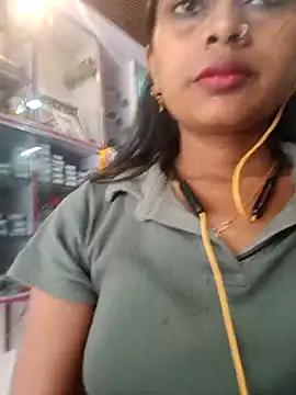 nehakapoor89 online show from February 2026 06:26:01 AM