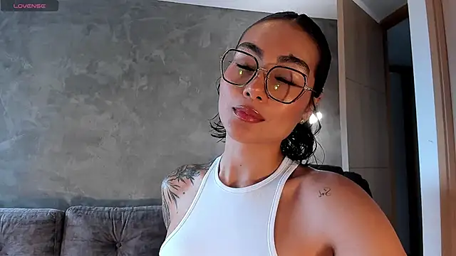 ValerieAustin online show from November 2025 03:23:02 PM