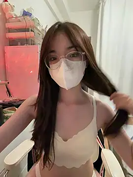 mimichannn99 online show from February 2026 01:33:02 PM