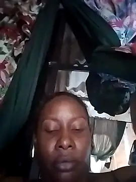 Snapshot of vayolletd chatting on December 2025 12:49:02 AM vayolletd online show from December 2025 12:49:02 AM