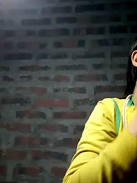 yana-zz online show from February 2026 09:10:01 PM