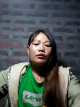 yana-zz online show from February 2026 11:39:01 AM