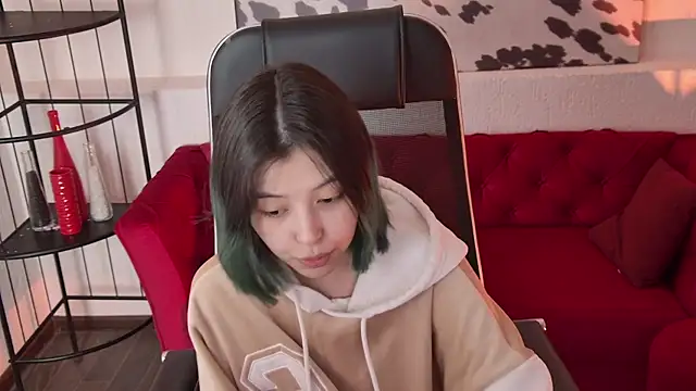 SirenMystiq online show from April 2026 07:48:01 PM