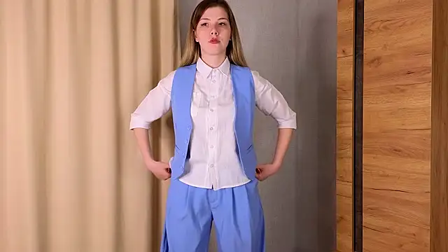 Snapshot of LumiaSolstice chatting on March 2026 06:12:02 PM LumiaSolstice online show from March 2026 06:12:02 PM