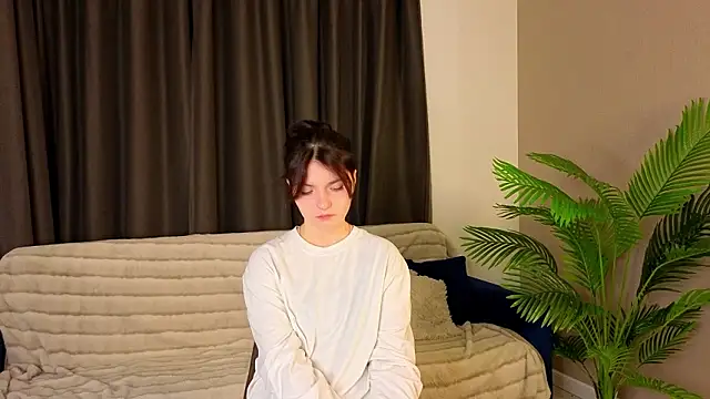 Snapshot of NyraVesperis chatting on March 2026 03:06:02 PM NyraVesperis online show from March 2026 03:06:02 PM