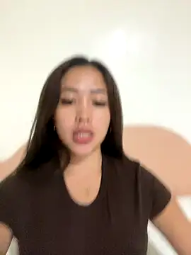 Snapshot of Serena_reinaa chatting on December 2025 01:18:02 PM Serena reinaa online show from December 2025 01:18:02 PM