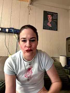 Snapshot of Nickithicks chatting on January 2026 05:28:02 PM Nickithicks online show from January 2026 05:28:02 PM