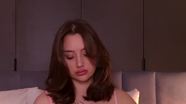 LucieBliss online show from February 2026 06:19:01 PM