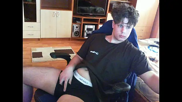 GymGuy0505 online show from February 2026 09:19:02 AM