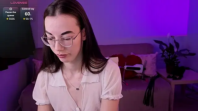 EmmaJacson online show from February 2026 05:20:01 PM