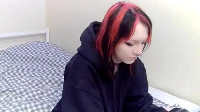 Shine Luna online show from January 2026 08:40:02 PM