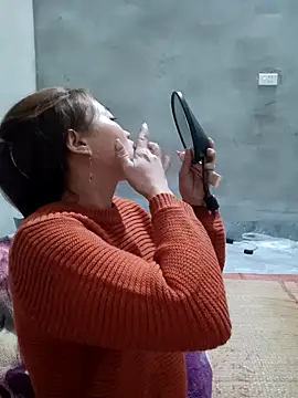 little-effy online show from January 2026 02:50:02 AM