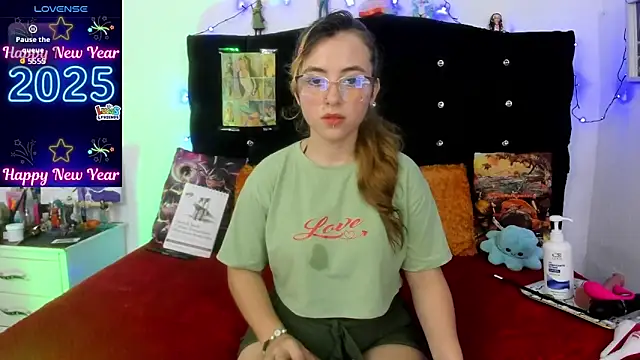 Snapshot of Sweet_tokyo69 chatting on December 2025 09:31:02 PM Sweet tokyo69 online show from December 2025 09:31:02 PM