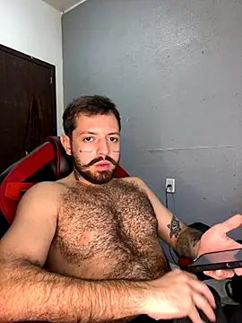 Snapshot of LaranjinhaLuccasKonig chatting on December 2025 03:49:02 PM LaranjinhaLuccasKonig online show from December 2025 03:49:02 PM